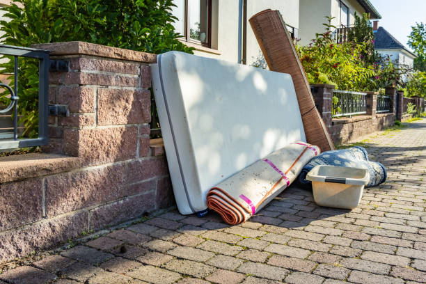 Best Yard Cleanup Services  in Olney, IL